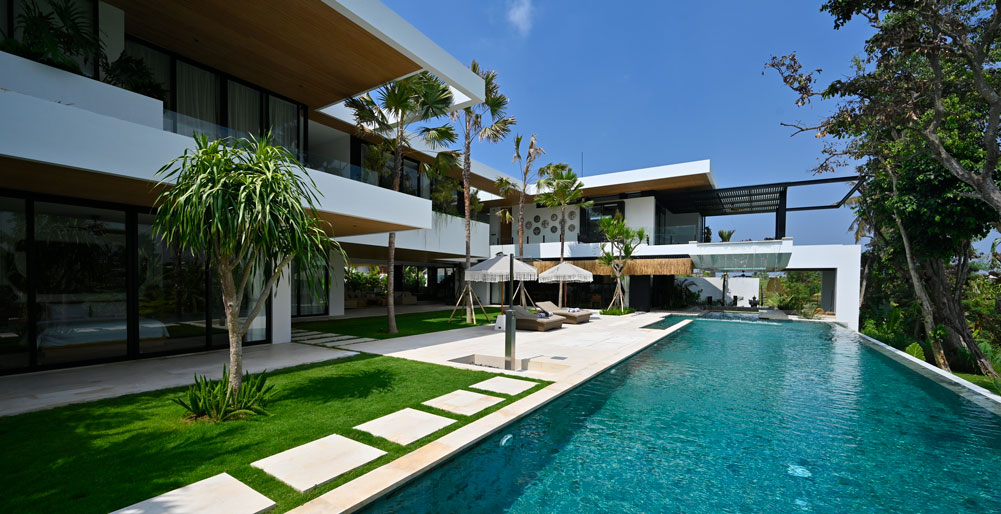 Villa Nica - Modern tropical holiday villa
